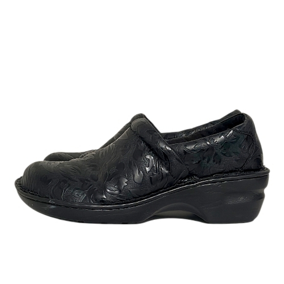 B.O.C. BORN Concept Peggy Clogs Women's Size 9 - Picture 2 of 8